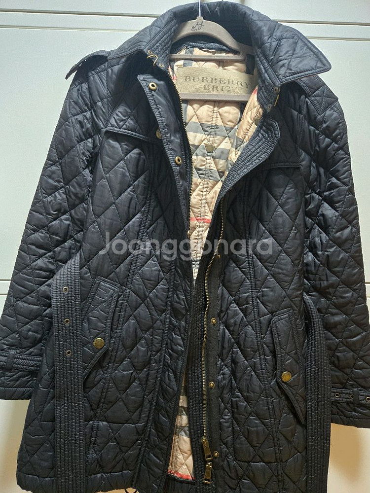 버버리 경량 퀼팅패딩--5