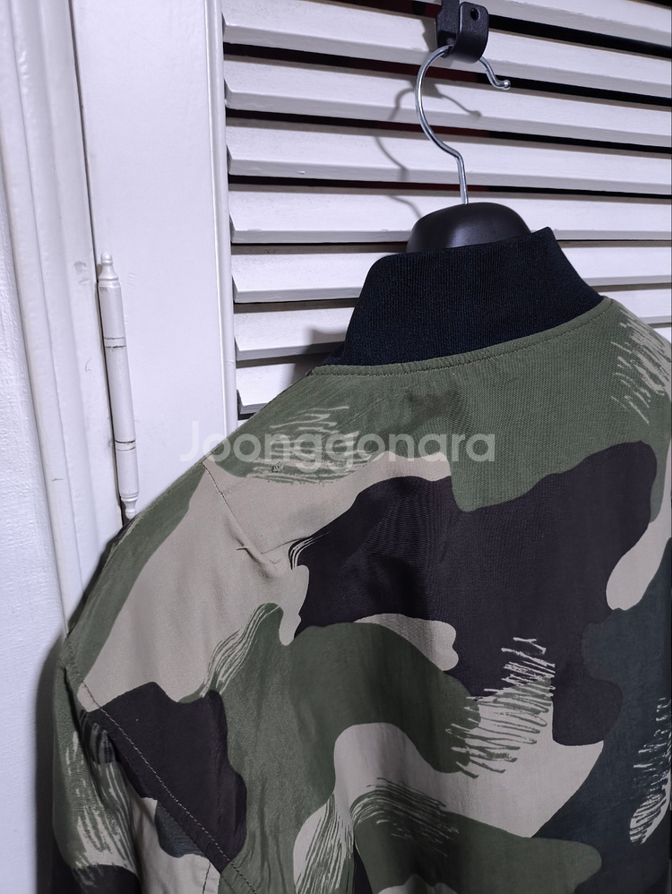 오버핏M 퀵실버 카모플라쥬 봄버자켓--7