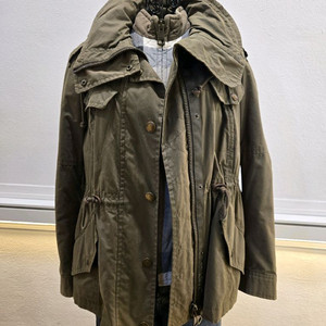 버버리 브릿 내피탈착 카키야상