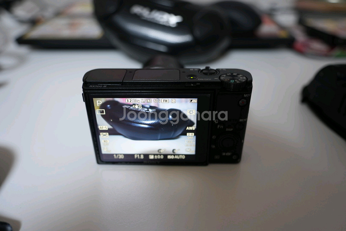 소니 DSC-RX100M3--3