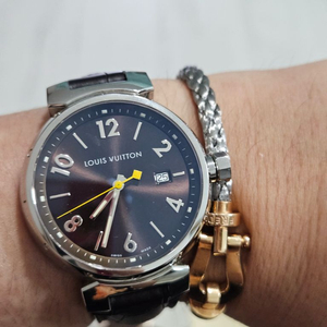루이비통 땅부르39mm 팝니다