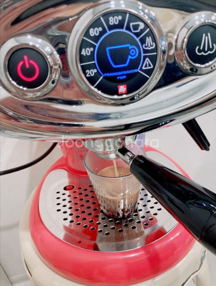 일리(illy) 커피머신 캡슐커피 한정판 핑크--3