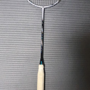 요넥스 아스트록스 88s pro 3세대 판매합니다