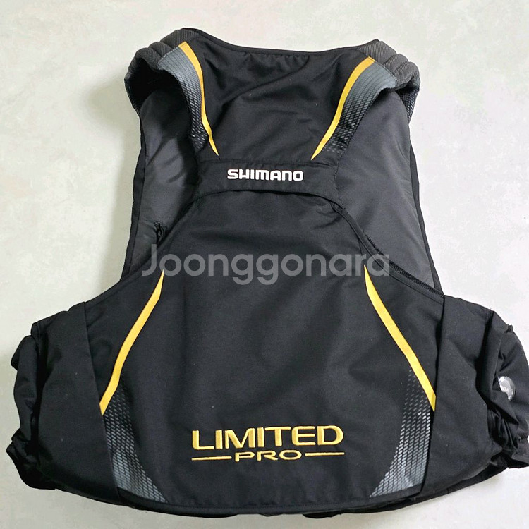 시마노 리미티드 프로 구명복 VF-110X 1회착--1