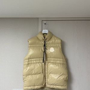 새상품) 몽클레어 패딩 조끼