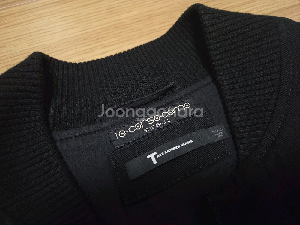 알렉산더왕 레더 슬리브 스타디움 자켓--5