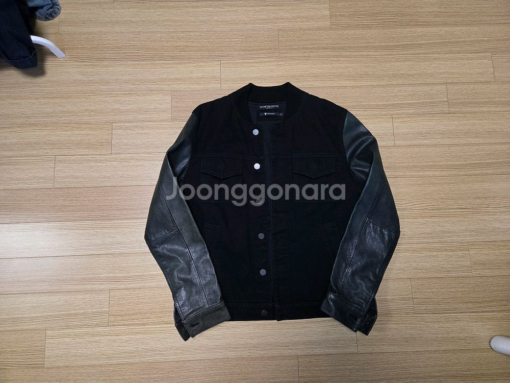 알렉산더왕 레더 슬리브 스타디움 자켓--3