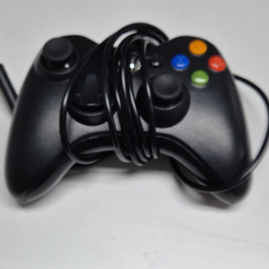 Xbox 360 유선 컨트롤러