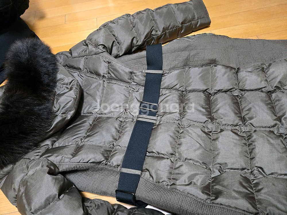 버버리 아비데일 패딩(브라운)--4