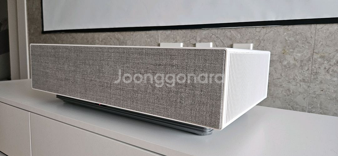 LG시네빔 HU715QW--1