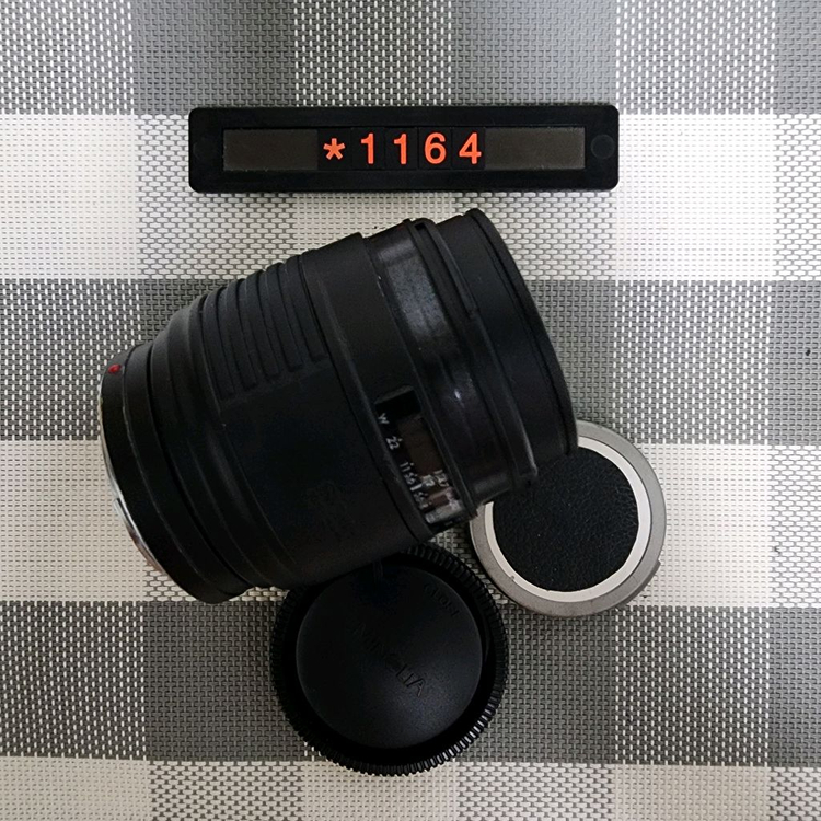 미놀타 AF 마운트 시그마 70-210mm 줌렌즈 이미지