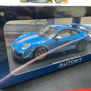 1:18 오토아트 포르쉐 911 GT3 RS