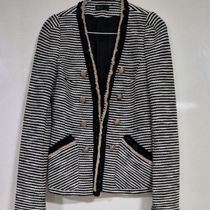 베네통. 트위드쟈켓 55사이즈