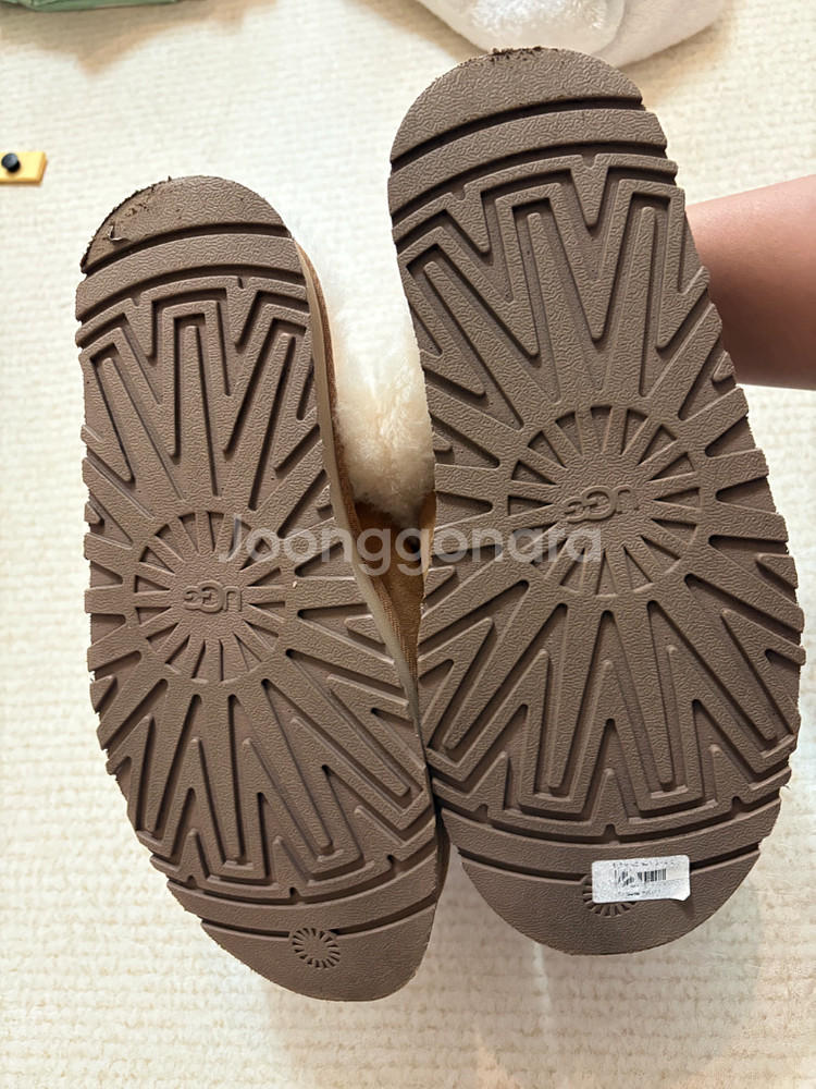 UGG 어그 디스케트 슬리퍼 250/(245 신는분)--3