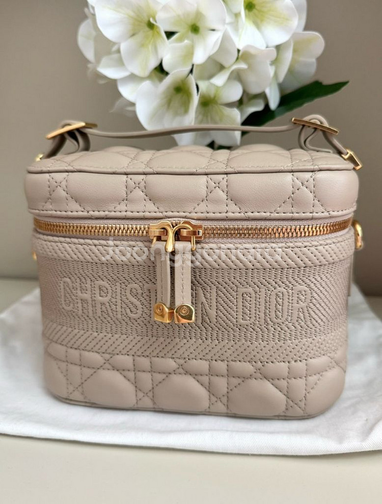 디올 베니티백 (풀박) 거의 새제품--0