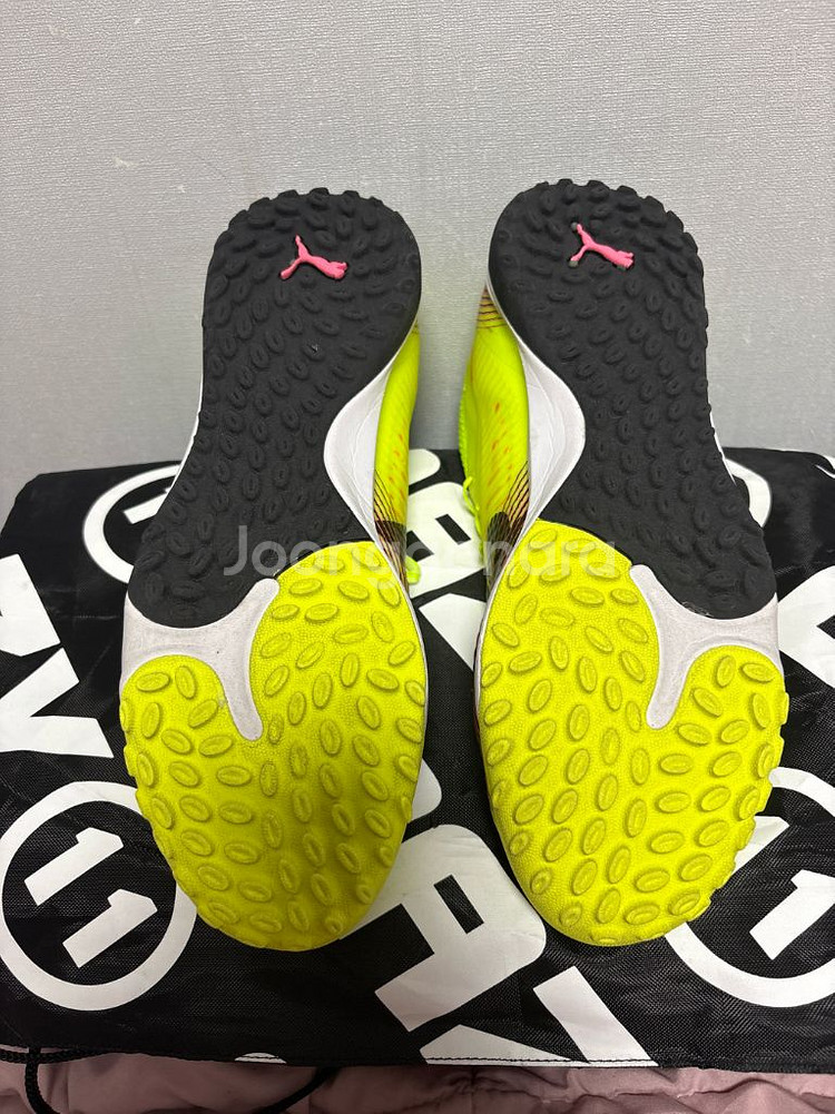 푸마 퓨처 8 프로케이지 풋살화 275--3