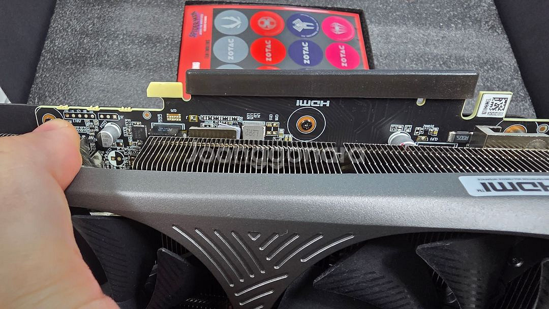 zotac 조탁 rtx4070 amp 스파이더맨--5