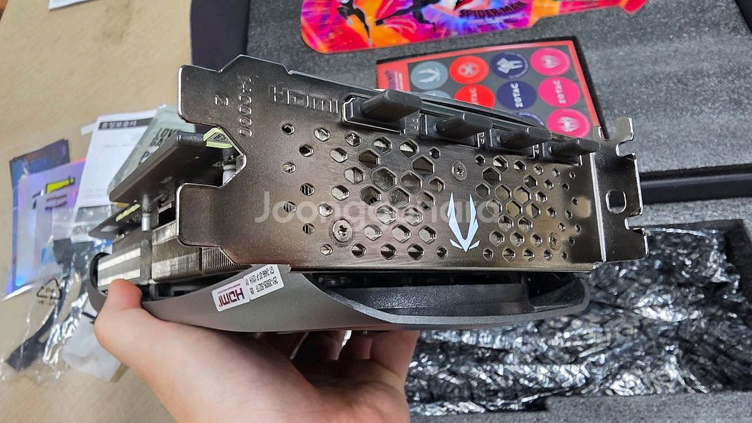 zotac 조탁 rtx4070 amp 스파이더맨--4