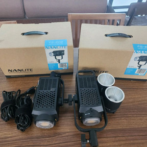 난라이트 fs-60b 2개 + A스탠드