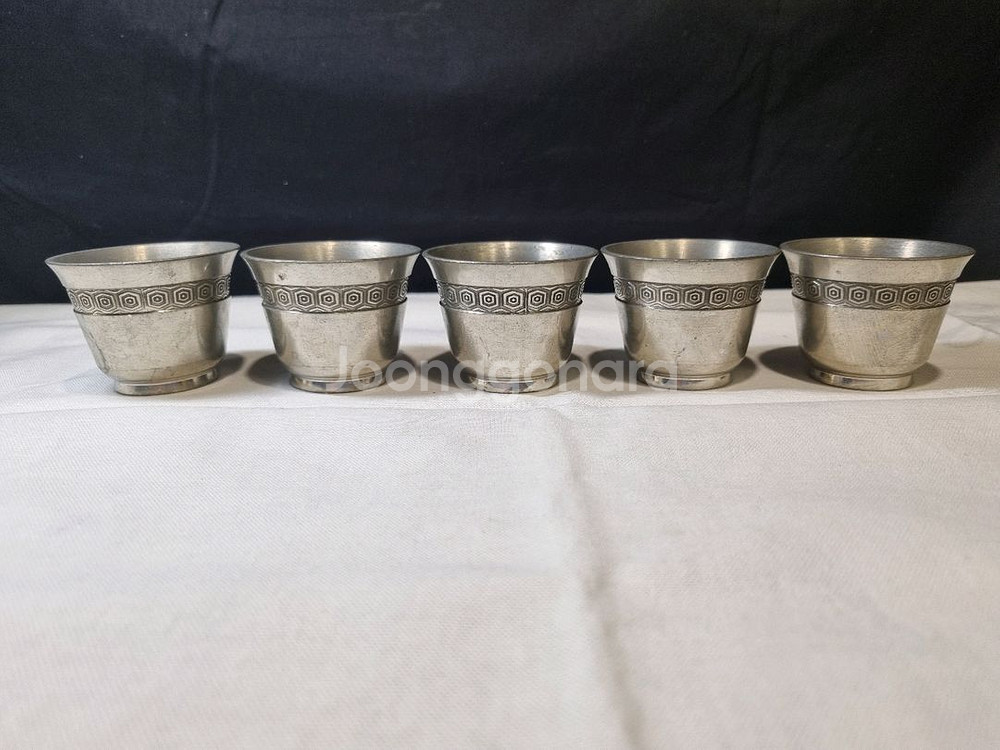 Royal Selangor 주석 & 소주잔 5개--0