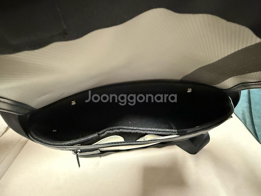 프라이탁 하파오 화이트 레터링 참기름 하와이파이브오 가--3