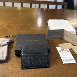 보테가베네타 카드지갑