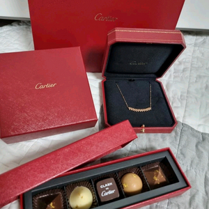 까르띠에 클래쉬드 목걸이