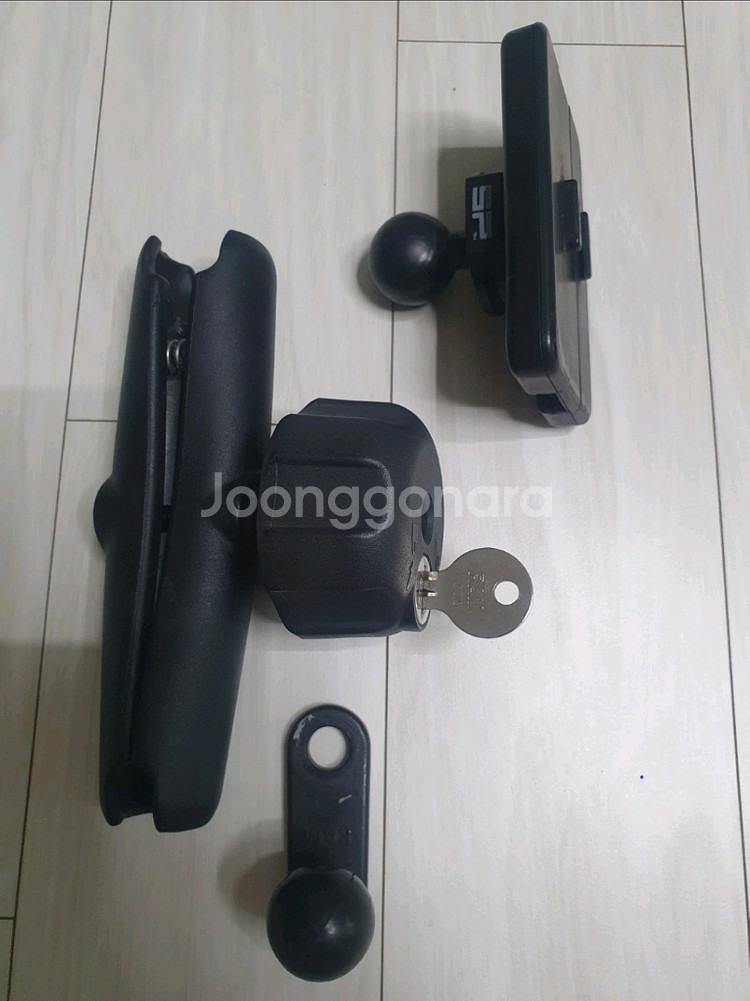 sp커넥트 무선충전패드 렘마운트잠금--0