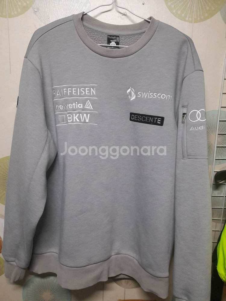 데상트 캐나다 스키팀 남성 기모 맨투맨 티셔츠--0