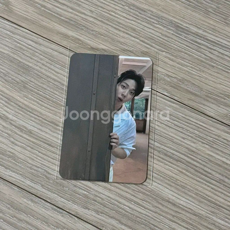 세븐일레븐 브이 영케이>빼꼼 도운 포카 교환 구합니다.--1