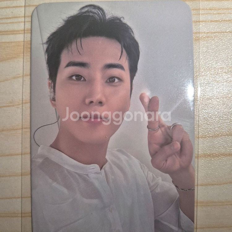 세븐일레븐 브이 영케이>빼꼼 도운 포카 교환 구합니다.--0