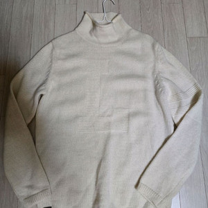 라코스테 알파카 혼방 목폴라 105