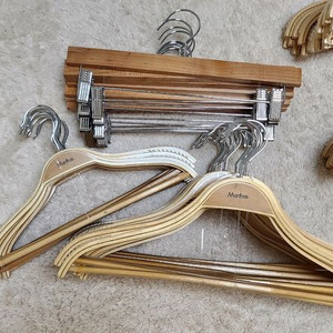 원목 논슬립 옷걸이 170개, 바지치마걸이 20개