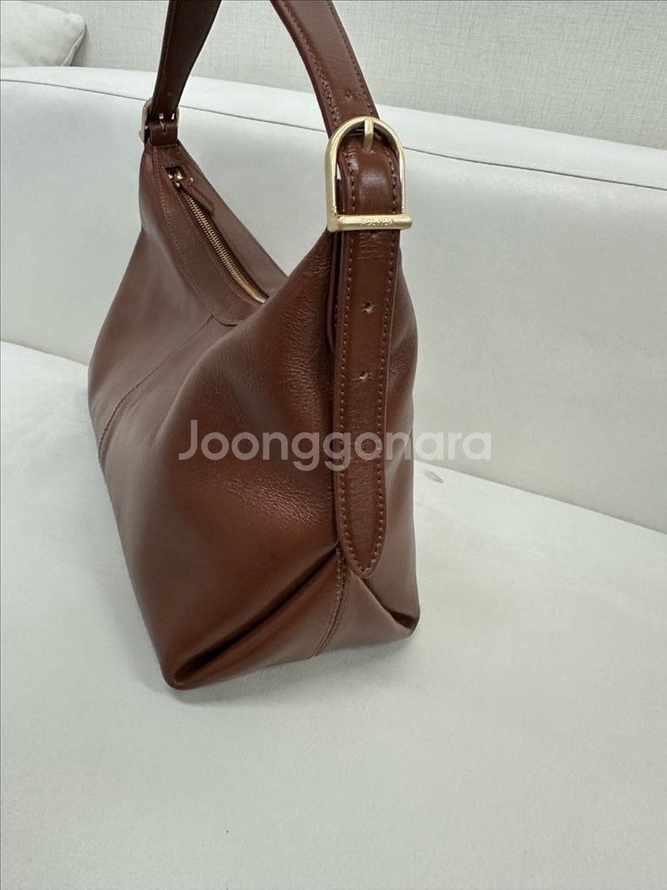 새상품)폴뉴아 바토백 빈티지카멜 (소가죽)--2