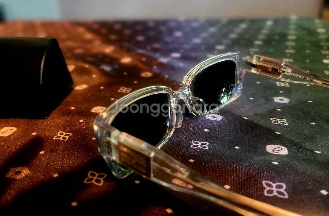 [미사용 새상품] 펜디 안경테+선글라스--2