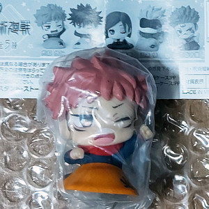 주술회전 이타도리 유지 이불 미니 피규어(미개봉) 판매