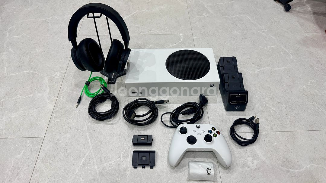 (국내정발)Xbox Series S 풀세트--0