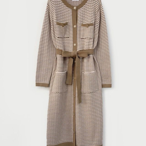 르꼬르망.트위드 멱살잡는 니트롱가디건