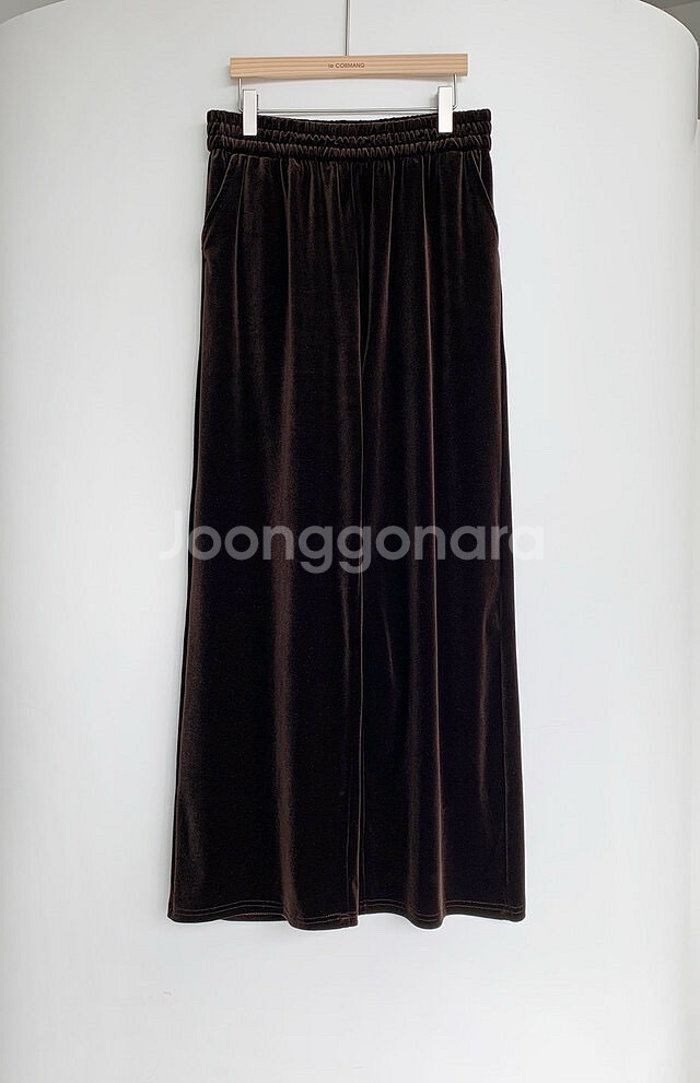 르꼬르망.벨벳 밴딩팬츠 미착용--3