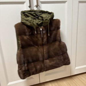 듀마르셀 벨벳밍크 구스 패딩 베스트