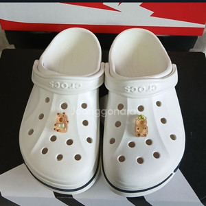 크록스정품 m 225<220~225>지비츠포함