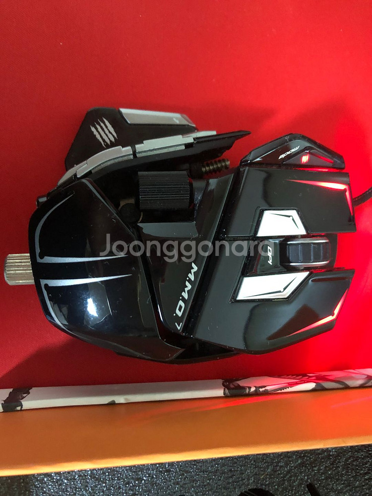 매드캣츠 M.M.O.7 마우스 판매합니다.--0