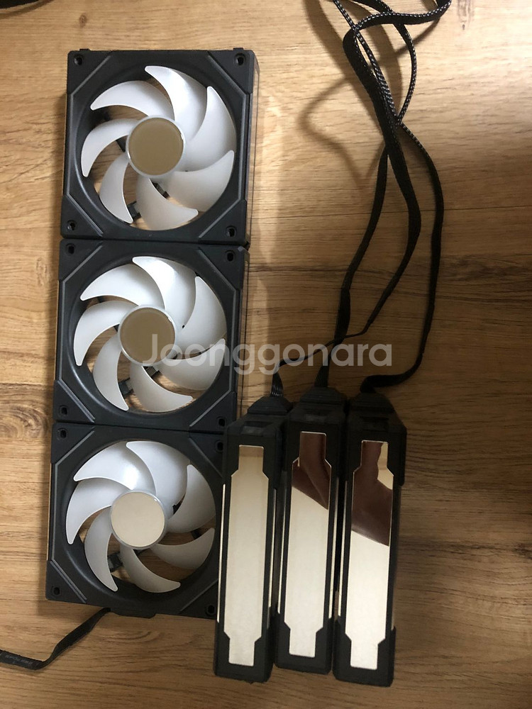 리안리 유니팬 SL120 블랙 팝니다. (lcd 아님)--2