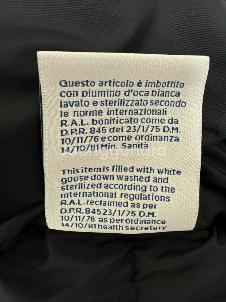 몽클레어 아미오트 쇼트 패딩 자켓 [2]--4