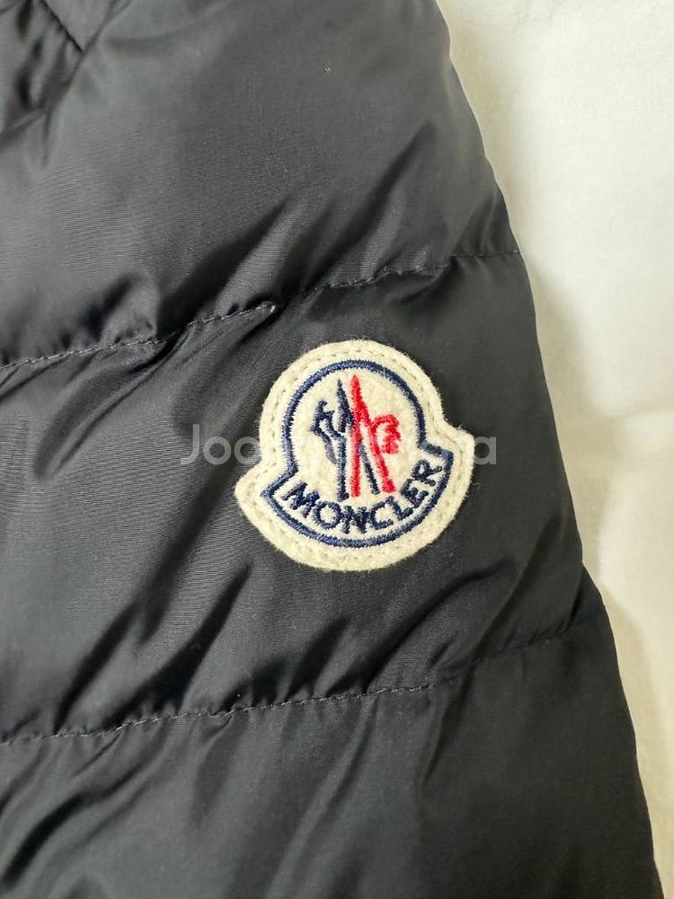 몽클레어 아미오트 쇼트 패딩 자켓 [2]--7