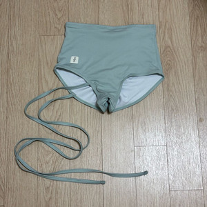 [핫한폴웨어] 핫한 폴웨어 비비엘 숏츠 s사이즈 민트그