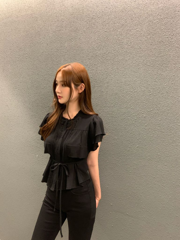 핀턱 블라우스 오브제스트--3