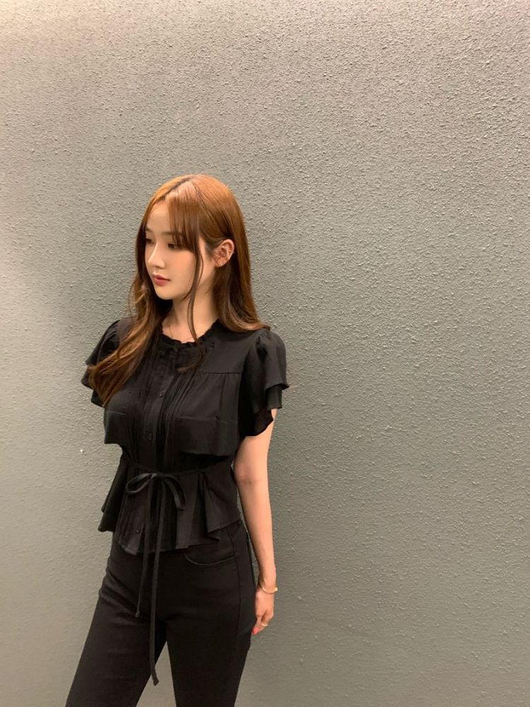 핀턱 블라우스 오브제스트--4