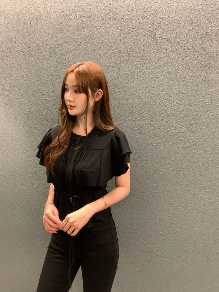 핀턱 블라우스 오브제스트--8