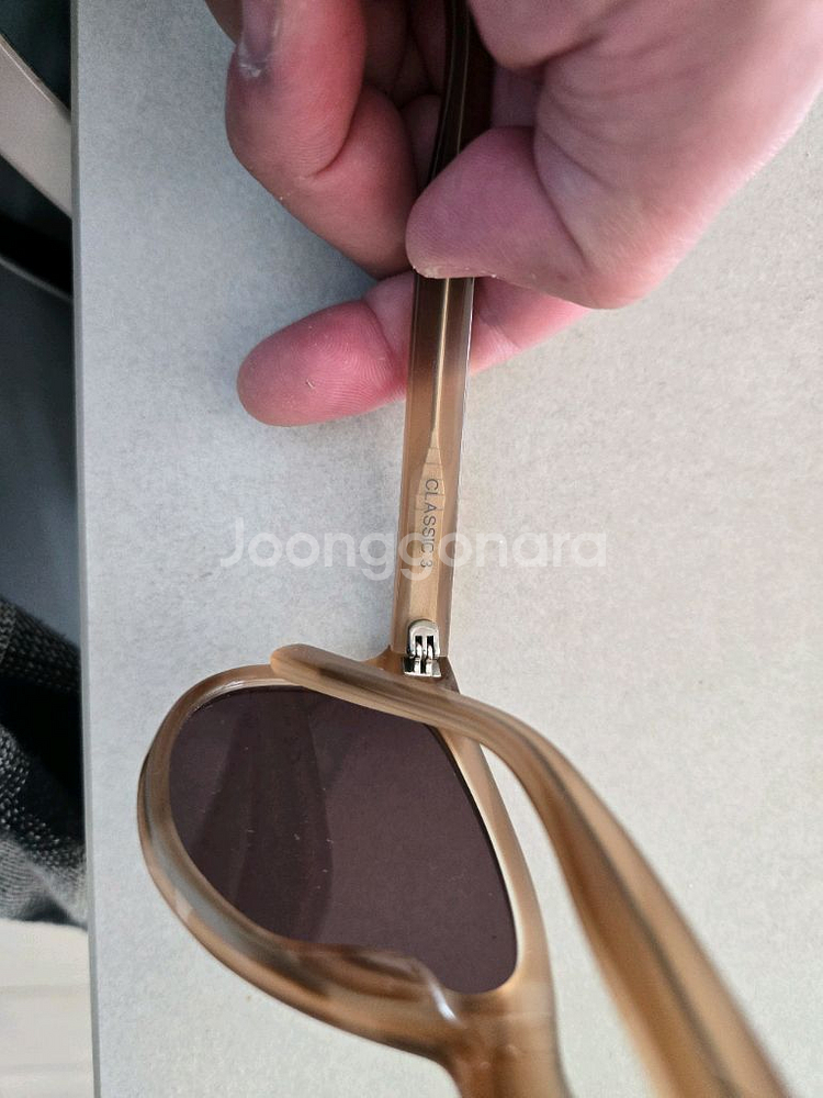 입생로랑 썬글라스--2